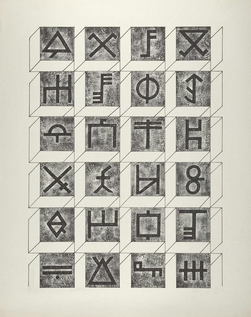 Close-up of carved animal motifs and symbols on Göbekli Tepe’s massive stone pillars highlighting early religious artistry.